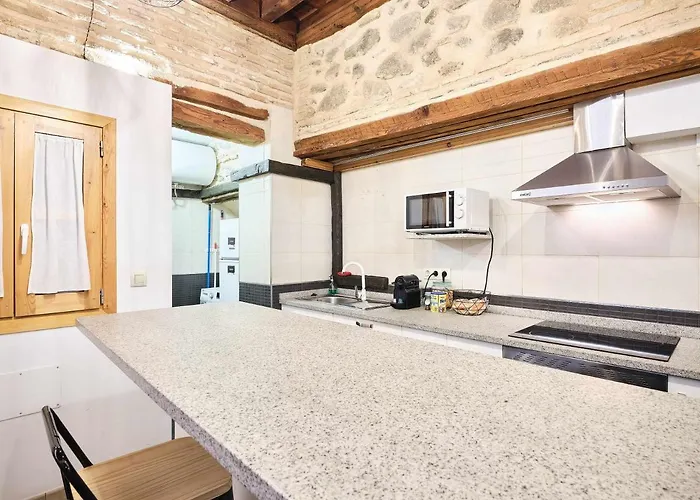 La Casa Del Liron By Ap Toledo