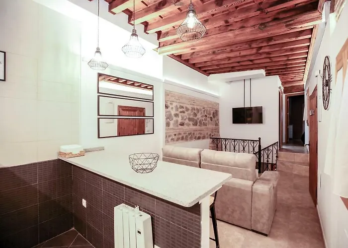 La Casa Del Liron By Ap * Toledo