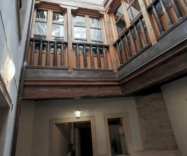 La Casa Del Liron By Ap * Toledo