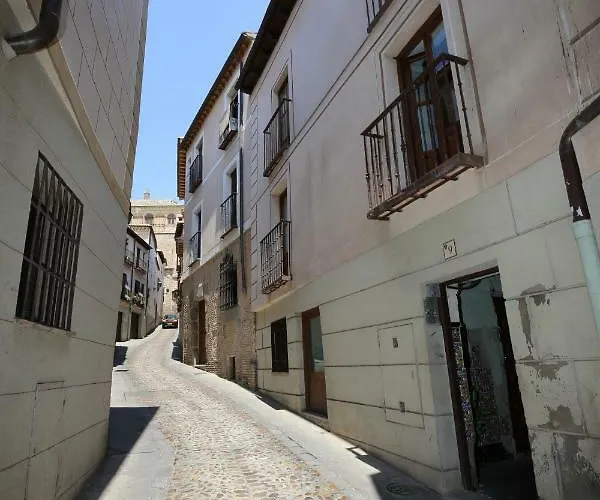 La Casa Del Liron By Ap Toledo